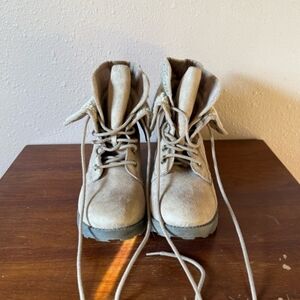 Rock & Candy Light Tan Boots